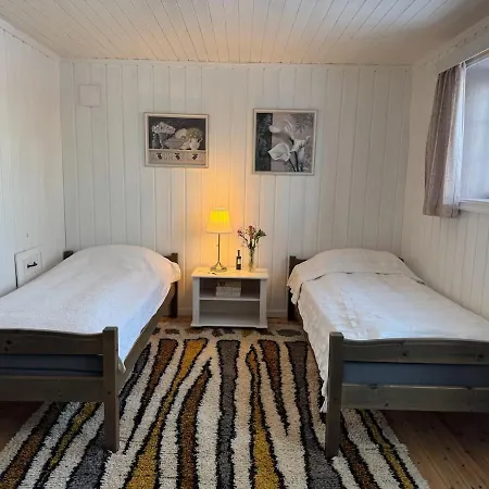 Cozy On Kvarstad Farm Casa de hóspedes