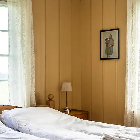 Casa de hóspedes Cozy On Kvarstad Farm